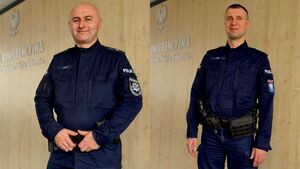 Młodszy aspirant Marcin Bernacki, dzielnicowy gminy Wielgomłyny, oraz sierżant sztabowy Marcin Zieliński, dzielnicowy miasta Przedbórz.