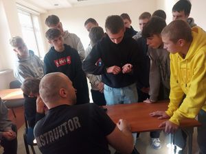 Wizyta uczniów Zespołu Szkół na r 1 w Wieluniu w Ośrodku Szkolenia Policji w Łodzi z/s Sieradzu.