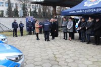 przekazanie radiowozów