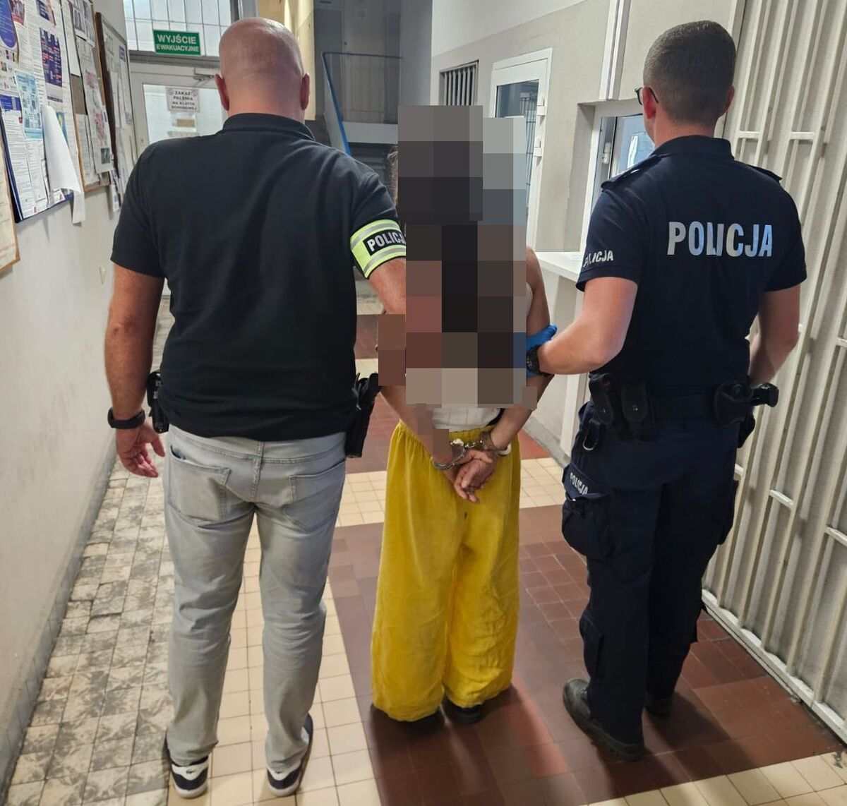 Uprowadzenie rodzicielskie zakończone zatrzymaniem czterech osób