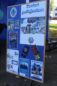 tablica informacyjna - Zostań Policjantem