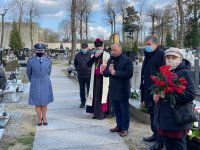 Czlonek Zarządu Powiatu Zduńskowolskiego Marcin Łabędzki podczas przemowy w trakcie uroczystości