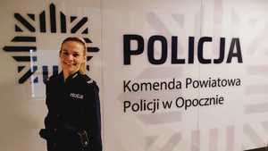 policjantka, napisy.